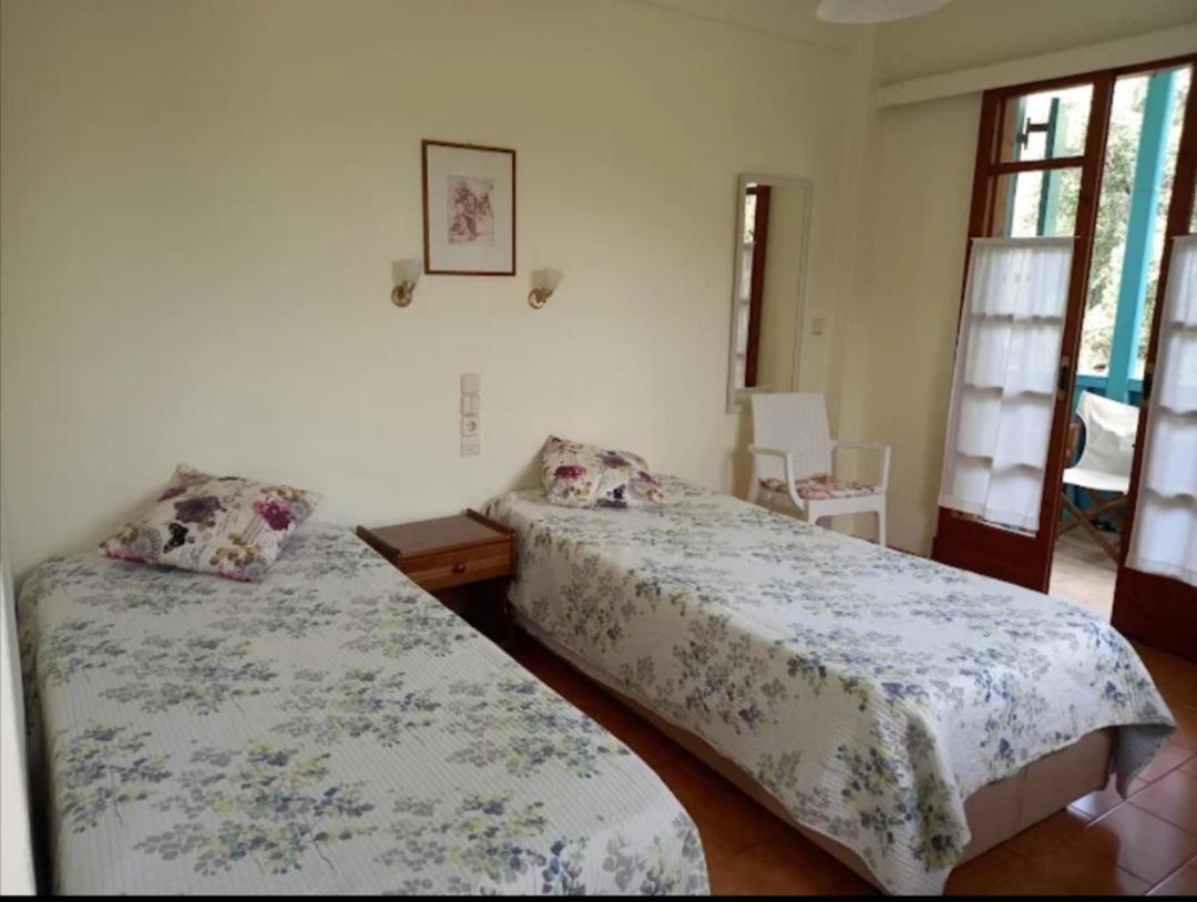Argo Rooms Ayios Nikitas Ngoại thất bức ảnh